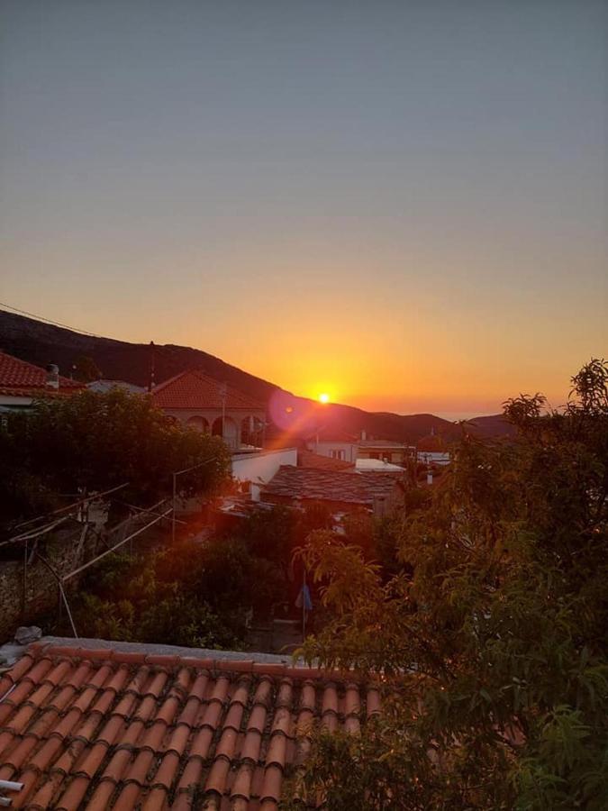 Rising Sun Guesthouse Mesochoria Buitenkant foto
